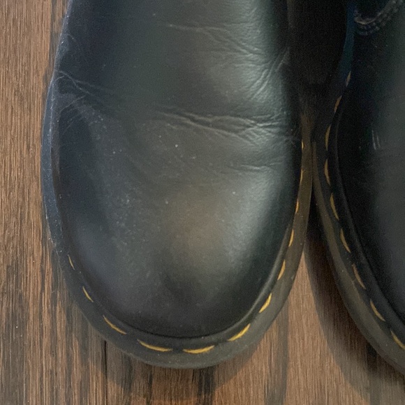 Dr. Martens Vegan 2976 Unisex Chelsea Boots - Picture 4 of 10